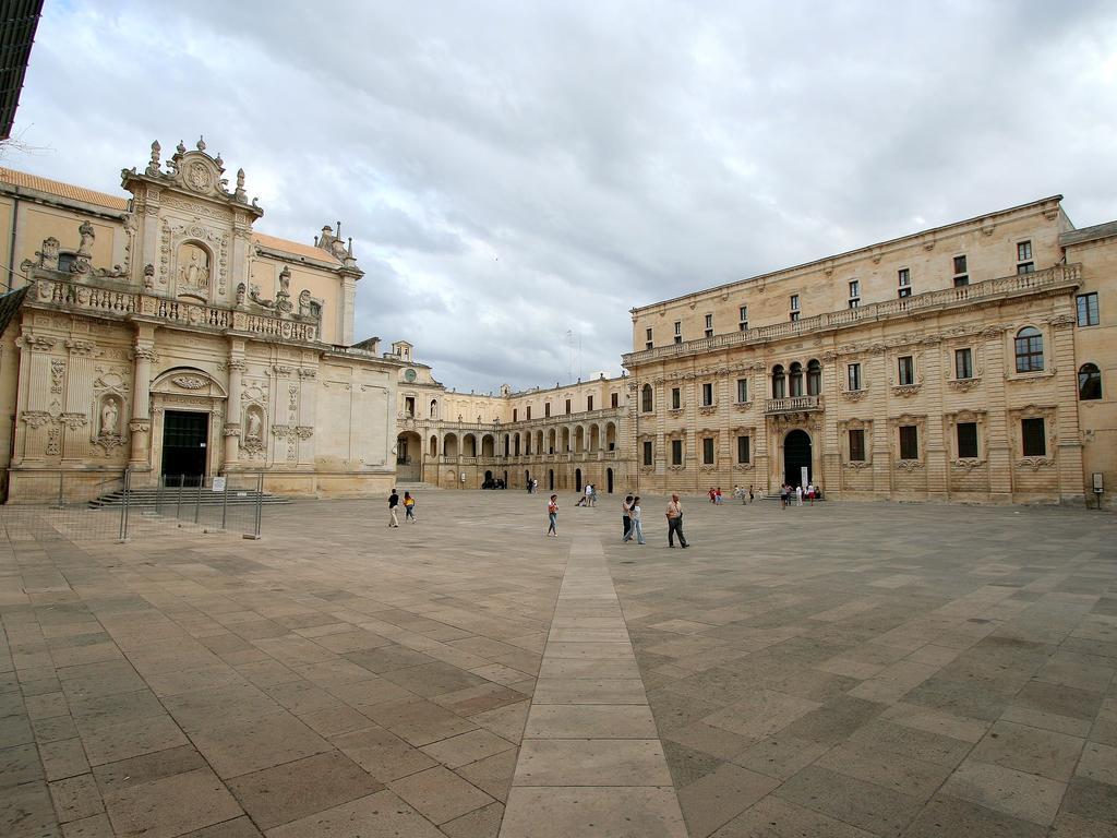 B&B Le Comari Salentine Lecce Exterior photo