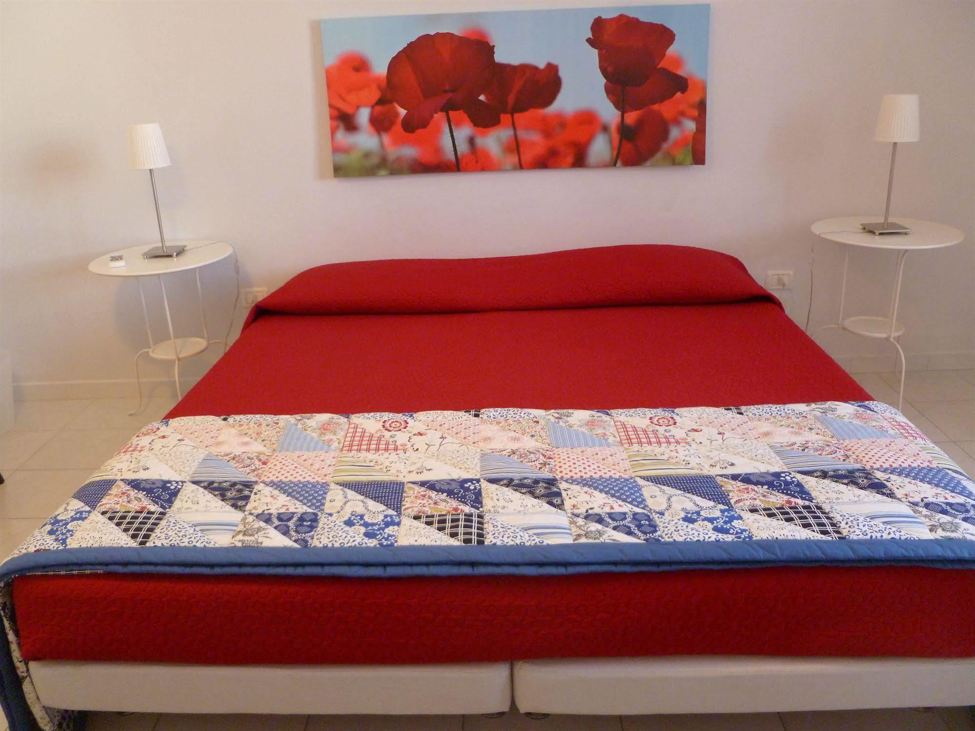 B&B Le Comari Salentine Lecce Exterior photo